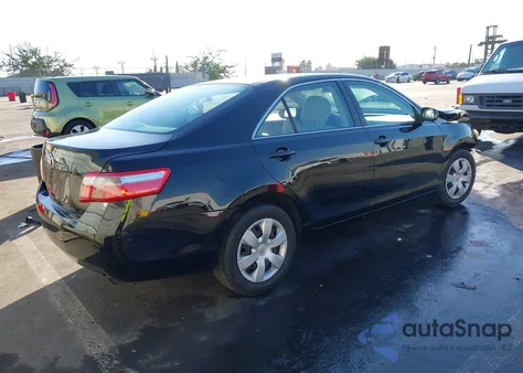 2008 Toyota Camry Le z USA, uszkodzony, nr VIN 4T4BE46K08R032429